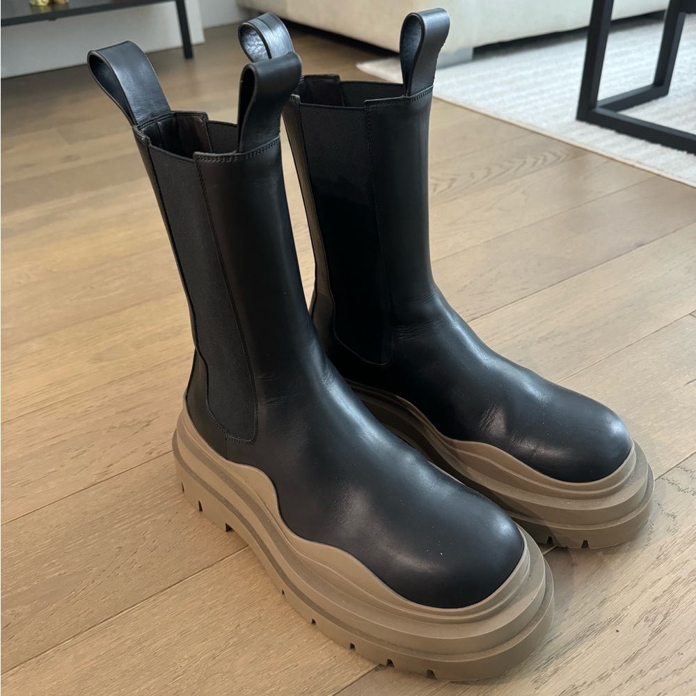 Bottega Veneta Tire boots